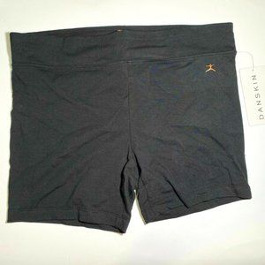 SOLD Danskin Large Womens Black Five-Inch Bike Shorts NWT